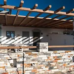 Viglaki House ميكري فيغلا