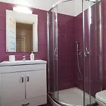 Viglaki House *