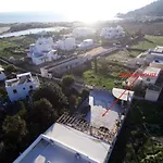 Viglaki House *
