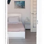 Viglaki House ميكري فيغلا